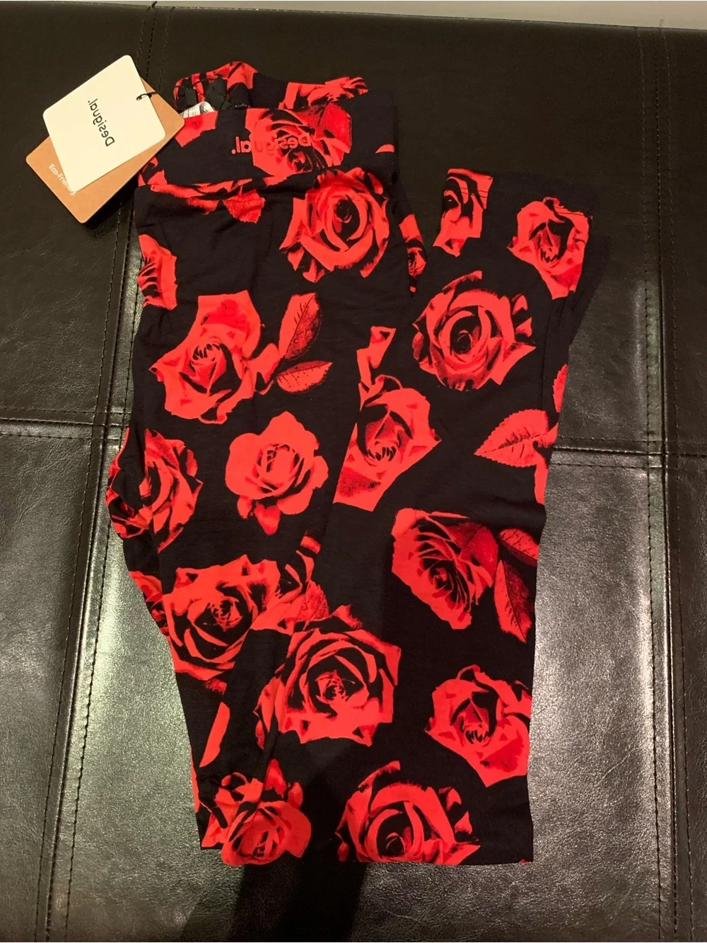 🌹DESIGUAL🌹NWT! ROSES STRETCHY ATHLETIC LEGGINGS! - Picture 5 of 7